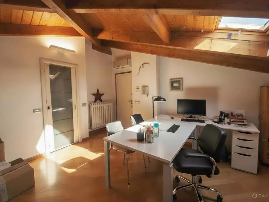 Immagine 30 di Appartamento in vendita  in Via Podgora, 53 a Legnano