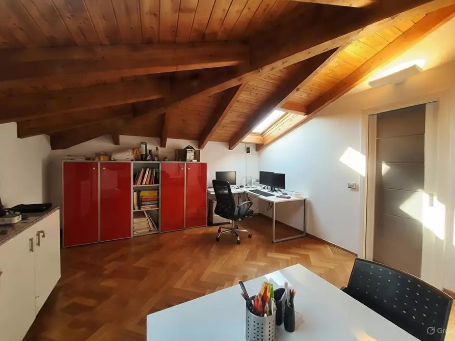 Immagine 31 di Appartamento in vendita  in Via Podgora, 53 a Legnano