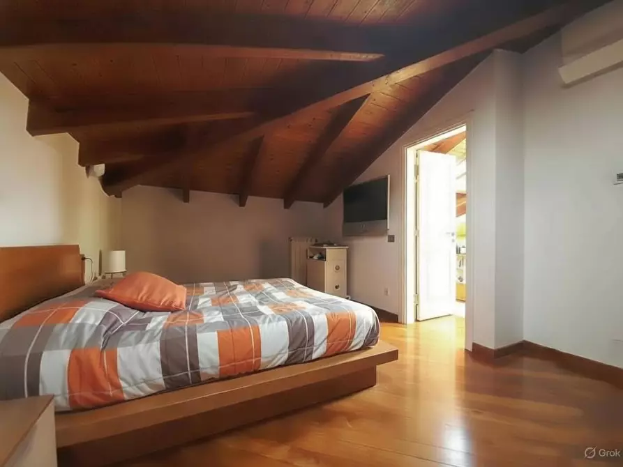Immagine 29 di Appartamento in vendita  in Via Podgora, 53 a Legnano