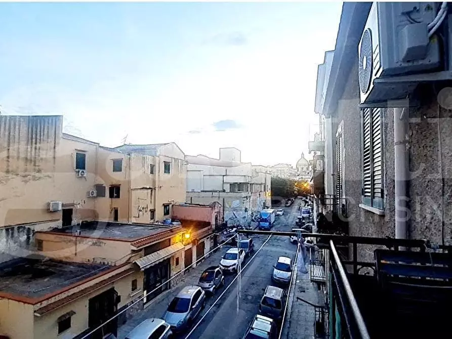 Immagine 13 di Appartamento in vendita  in Via Giovanni Verga a Palermo