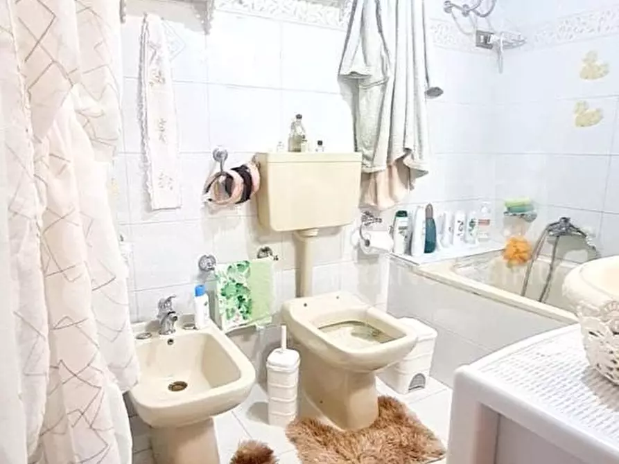 Immagine 11 di Appartamento in vendita  in Via Giovanni Verga a Palermo