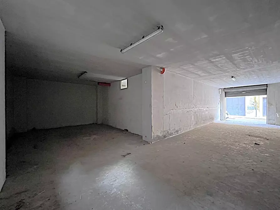 Immagine 4 di Box auto in vendita  in Via MENTANA, 8 a San Severo