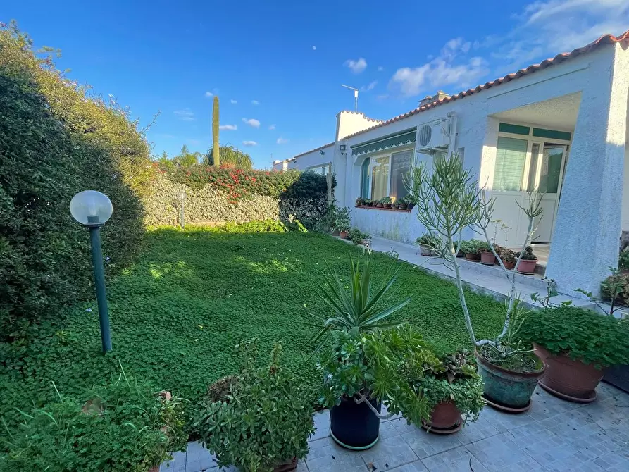 Immagine 27 di Villa in vendita  in Via delle muse, 32 a Siracusa