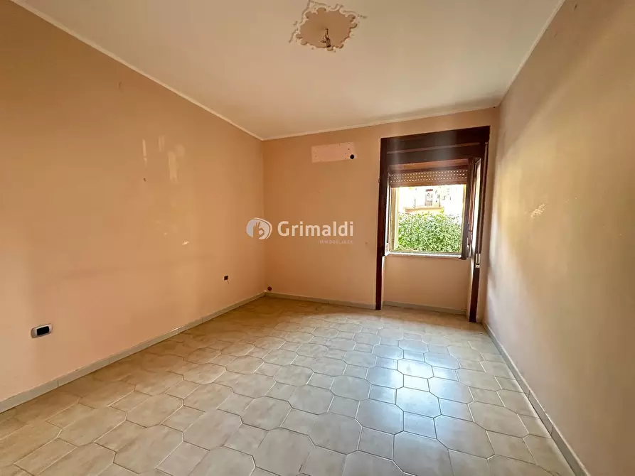 Immagine 4 di Palazzo in vendita  in Via Piemonte, 11 a Acerra