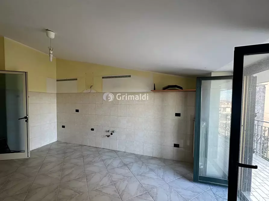 Immagine 23 di Palazzo in vendita  in Via Piemonte, 11 a Acerra