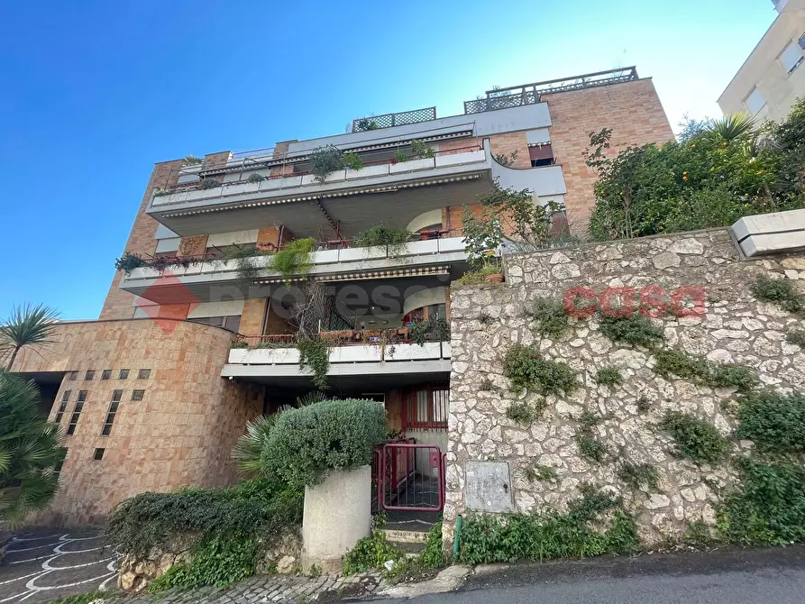 Immagine 1 di Ufficio in vendita  in Via Amelia Treves SegrÃ©, 3 a Tivoli