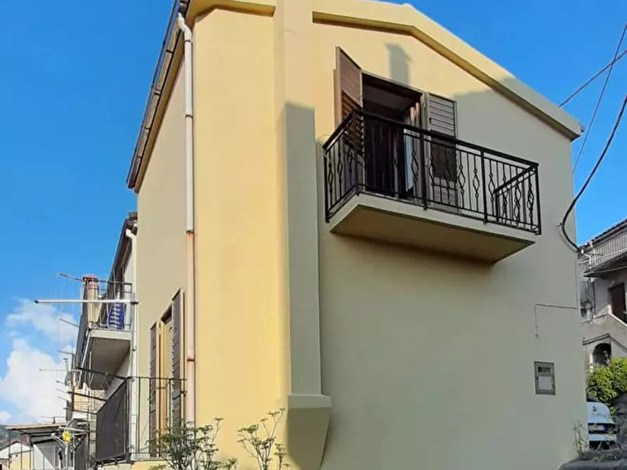 Immagine 23 di Appartamento in vendita  in Via G. GARIBALDI, 114 a San Vito Sullo Ionio