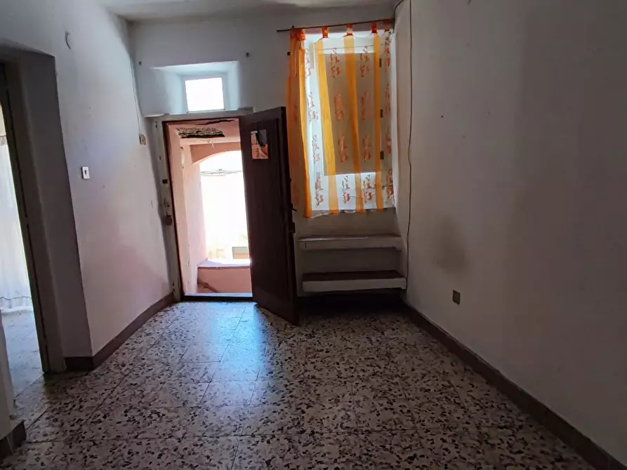 Immagine 11 di Appartamento in vendita  in Via FONTANA, 54/56 a Girifalco