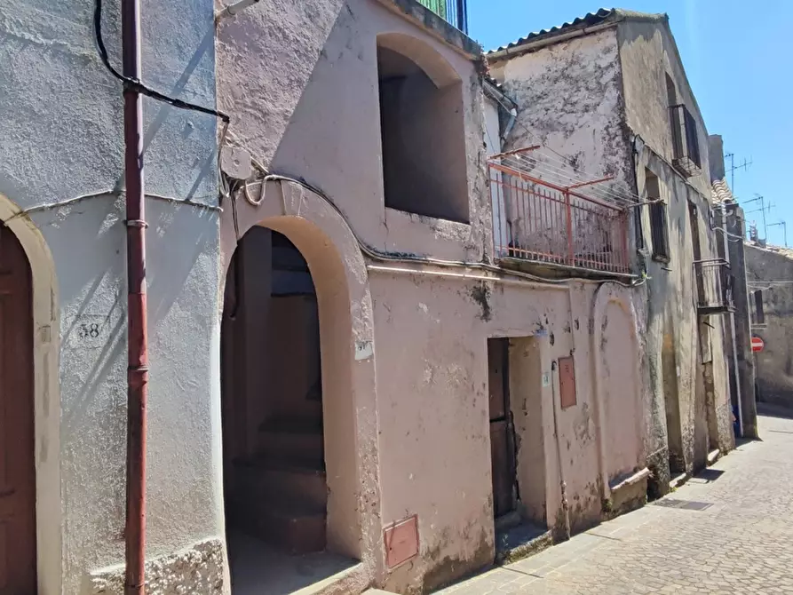 Immagine 2 di Appartamento in vendita  in Via FONTANA, 54/56 a Girifalco