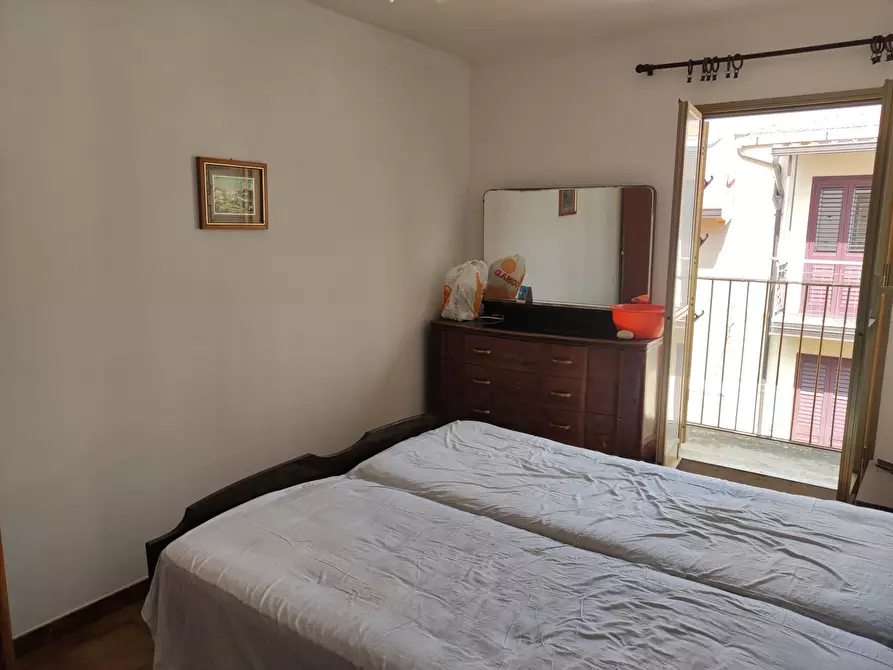 Immagine 17 di Appartamento in vendita  in Vico III MILANO, 6/8 a Girifalco