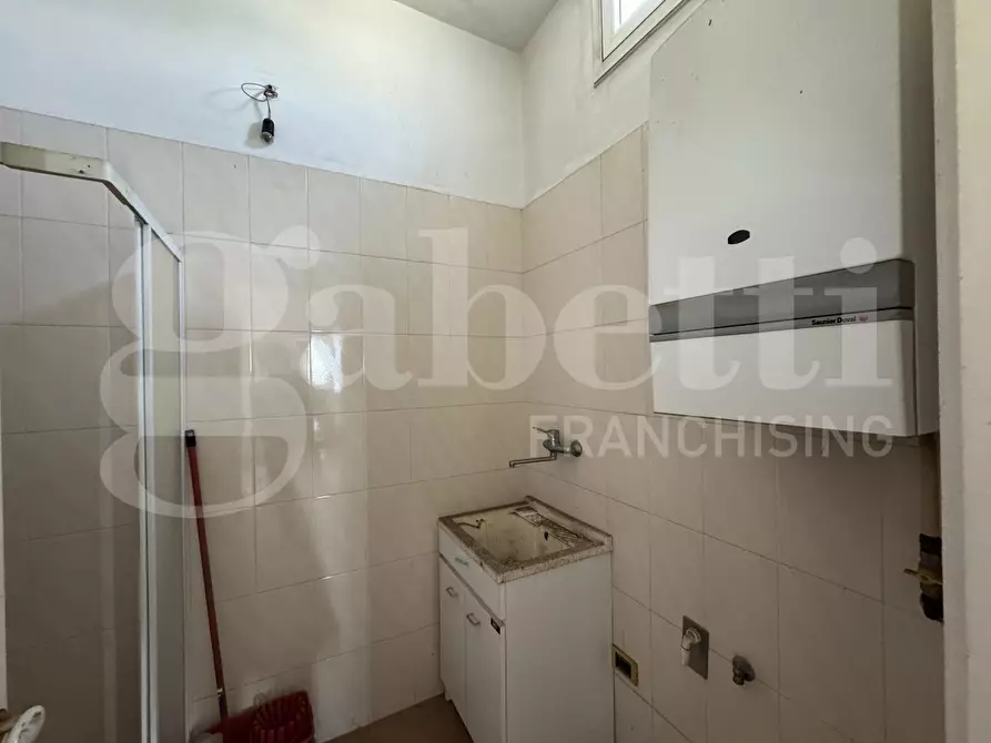 Immagine 11 di Casa indipendente in vendita  in Piazza Municipio, 3 a San Donato Di Lecce