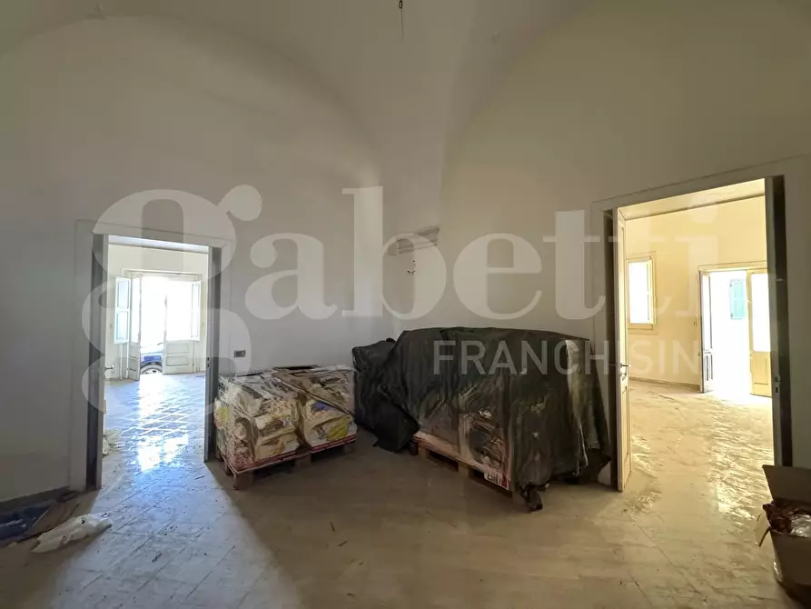Immagine 15 di Casa indipendente in vendita  in Piazza Municipio, 3 a San Donato Di Lecce