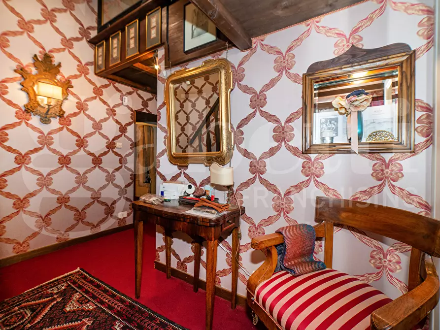 Immagine 13 di Appartamento in vendita  in Via di Parione, 17 a Roma