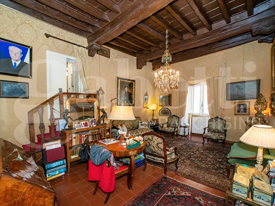 Immagine 25 di Appartamento in vendita  in Via di Parione, 17 a Roma