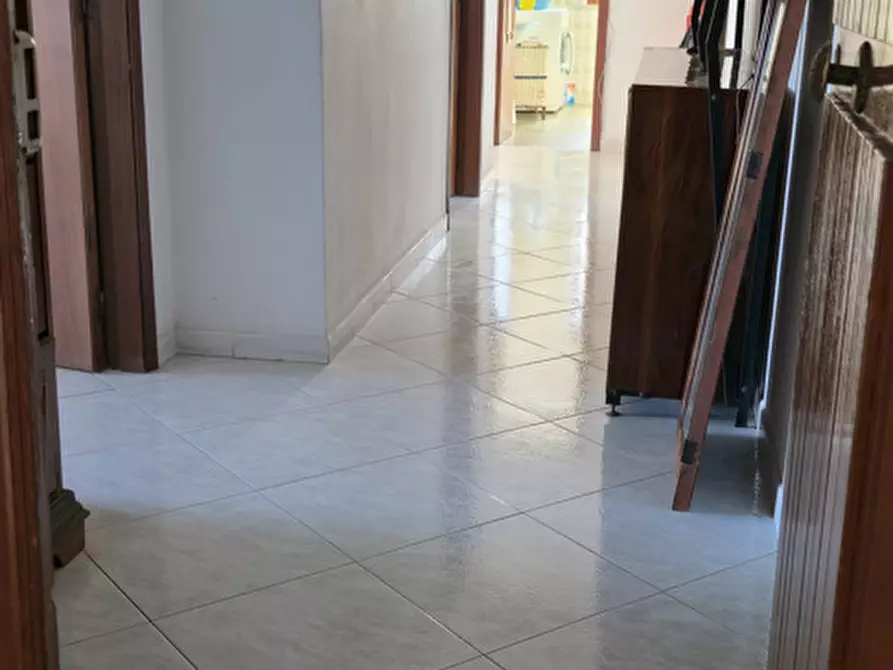 Immagine 2 di Appartamento in vendita  in Viale dei Feaci, 94 a Squillace