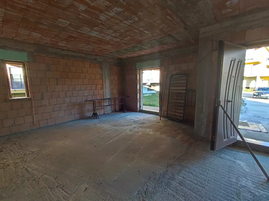 Immagine 15 di Villa in vendita  in Contrada LUCA, SNC a Chiaravalle Centrale