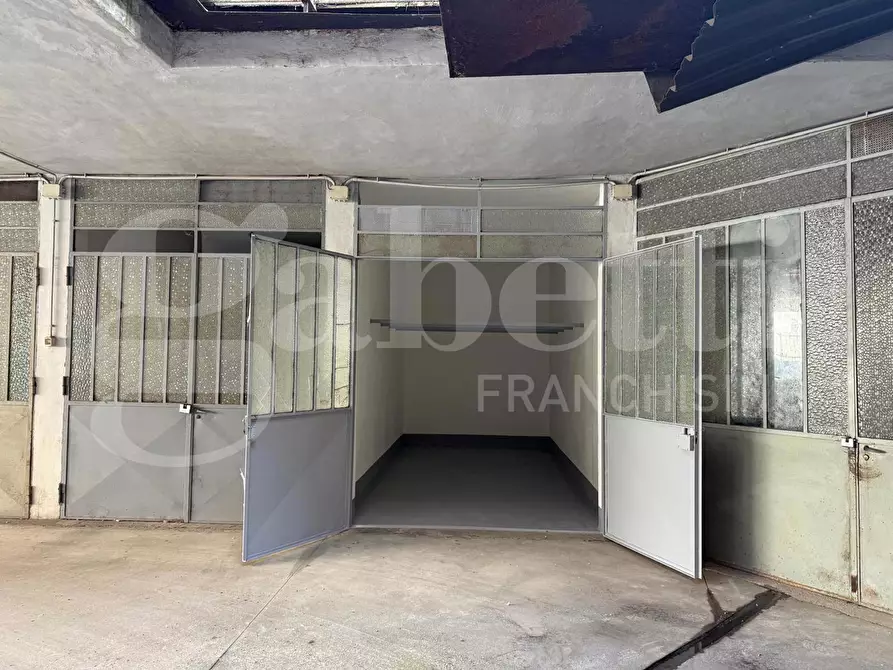 Immagine 3 di Box auto in vendita  in Via Frejus a Grugliasco