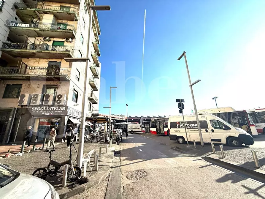 Immagine 16 di Ufficio in vendita  in Piazza garbaldi a Napoli