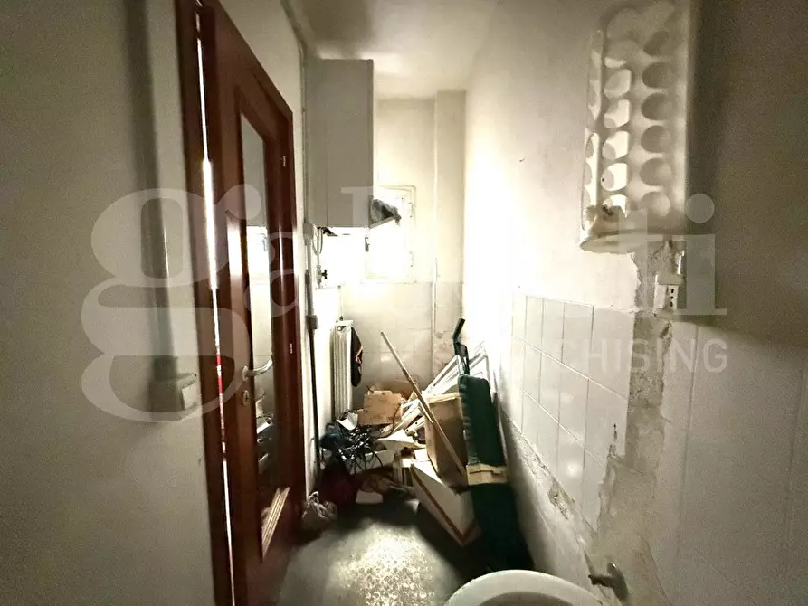 Immagine 12 di Ufficio in vendita  in Piazza garbaldi a Napoli