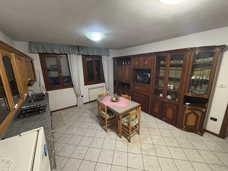 Immagine 1 di Appartamento in vendita  in Via Cavarzere, corso Europa, 00 a Cavarzere