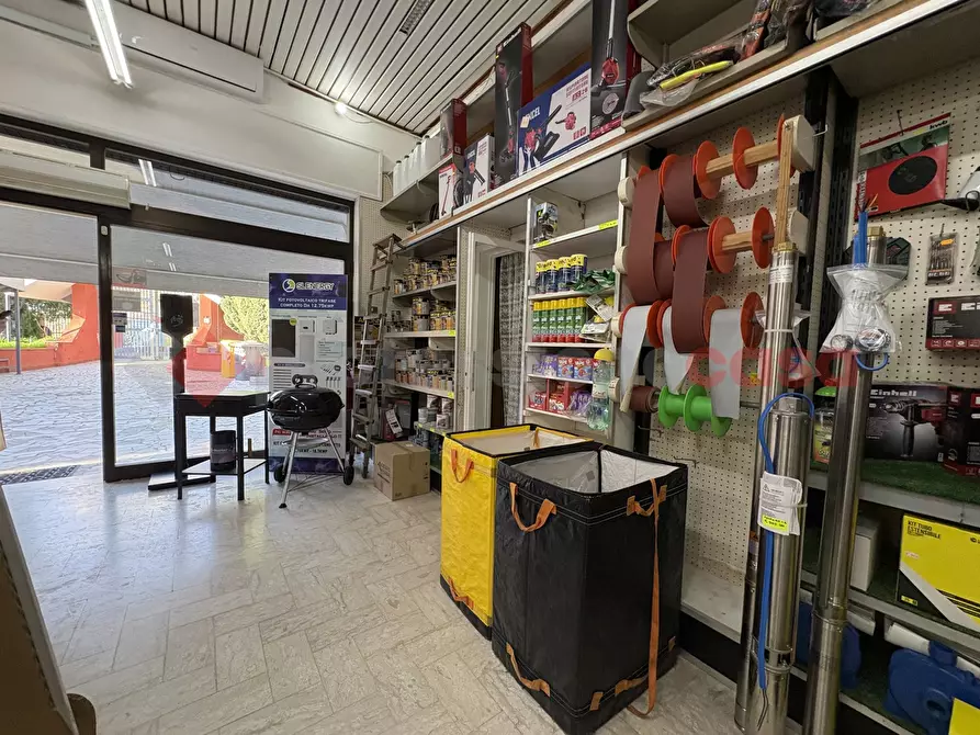 Immagine 37 di Attività commerciale in vendita  in Via TERRACINA, 52 a San Felice Circeo
