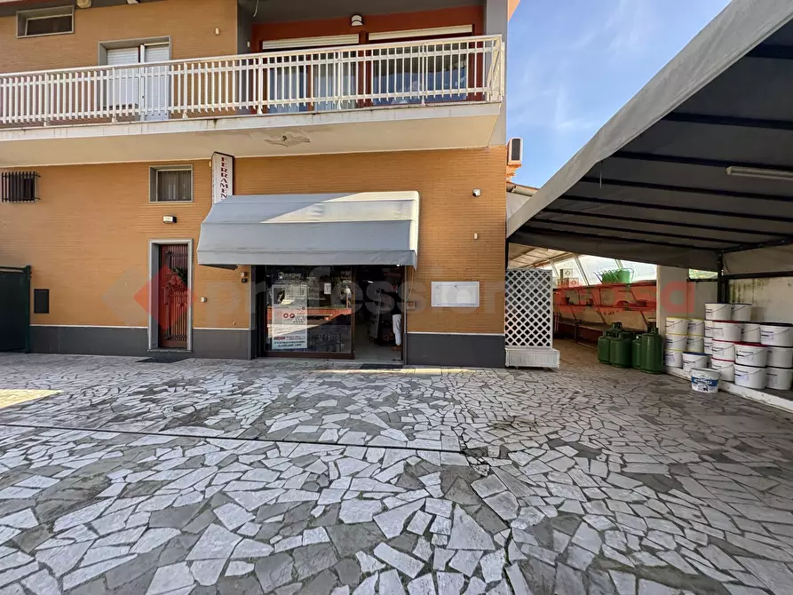 Immagine 18 di Attività commerciale in vendita  in Via TERRACINA, 52 a San Felice Circeo