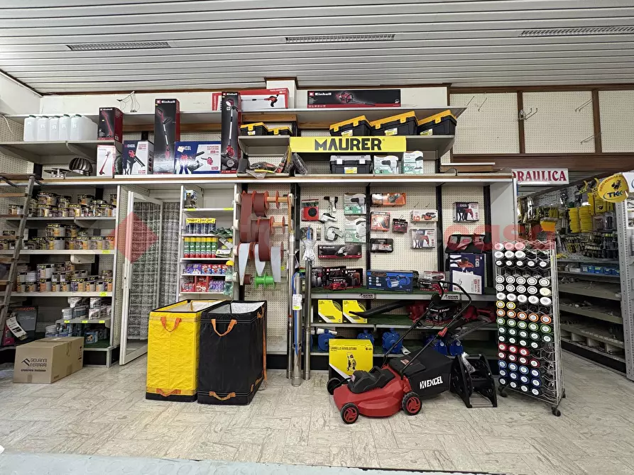 Immagine 27 di Attività commerciale in vendita  in Via TERRACINA, 52 a San Felice Circeo
