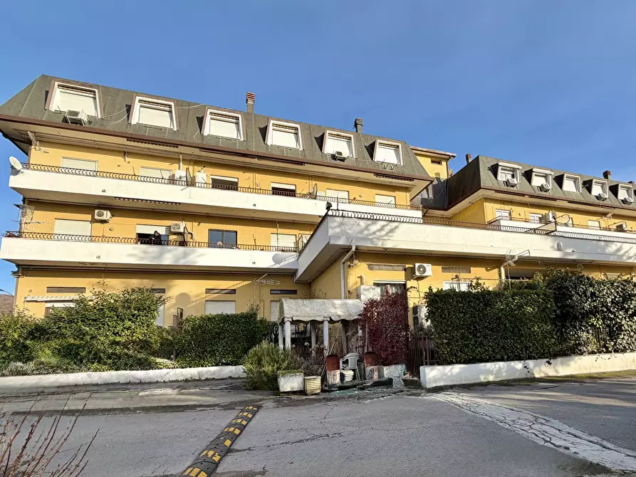 Immagine 25 di Appartamento in vendita  in Via Ss 155 - Tetto Azzurro, 28 a Fiuggi