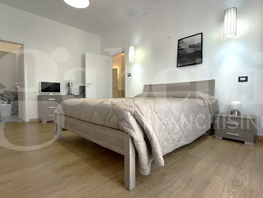 Immagine 17 di Appartamento in vendita  in Via Enrico Toti, 2 a Lecce