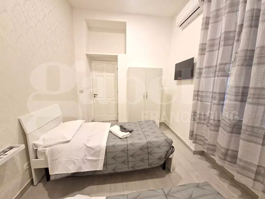 Immagine 10 di Appartamento in affitto  in Via federico delpino a Napoli