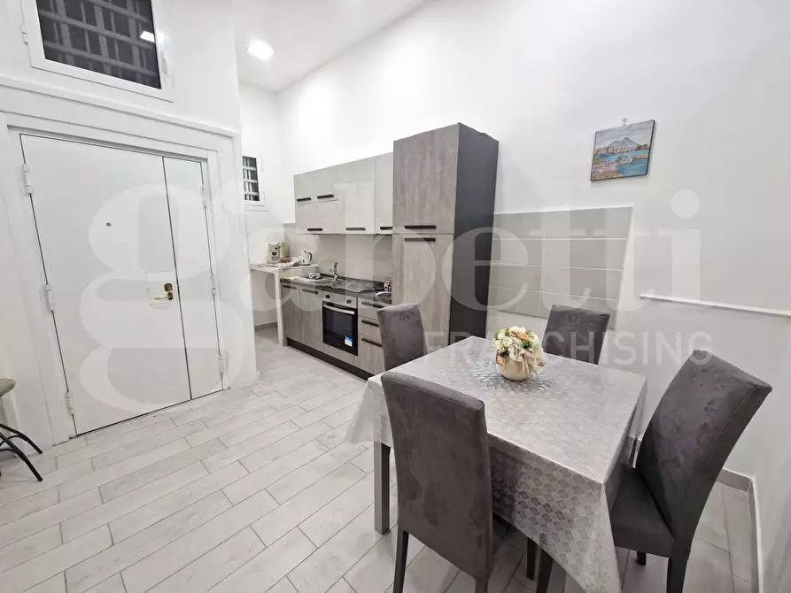 Immagine 1 di Appartamento in affitto  in Via federico delpino a Napoli