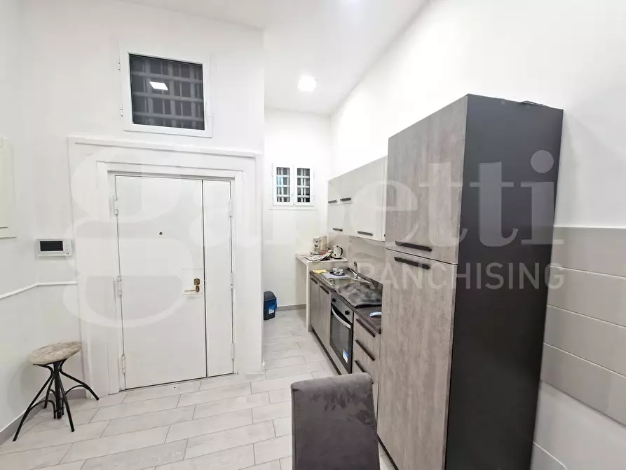 Immagine 2 di Appartamento in affitto  in Via federico delpino a Napoli