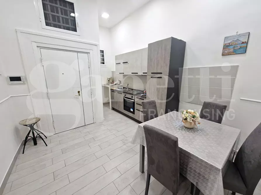 Immagine 3 di Appartamento in affitto  in Via federico delpino a Napoli