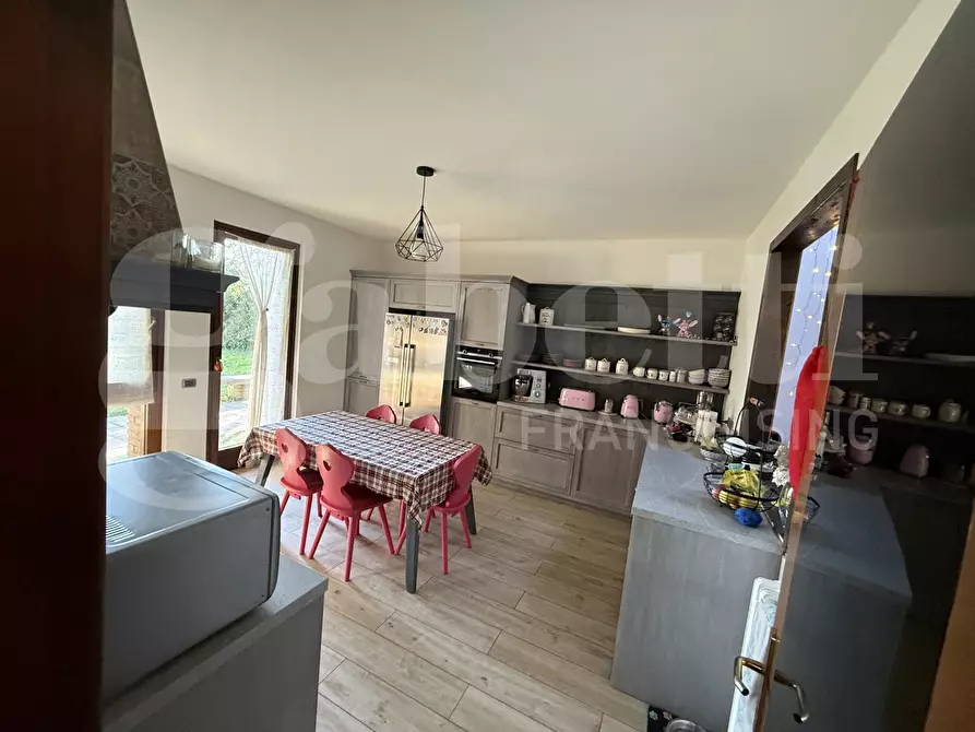 Immagine 16 di Villa in vendita  in Via NUOVA VALLASSINA, snc a Erba