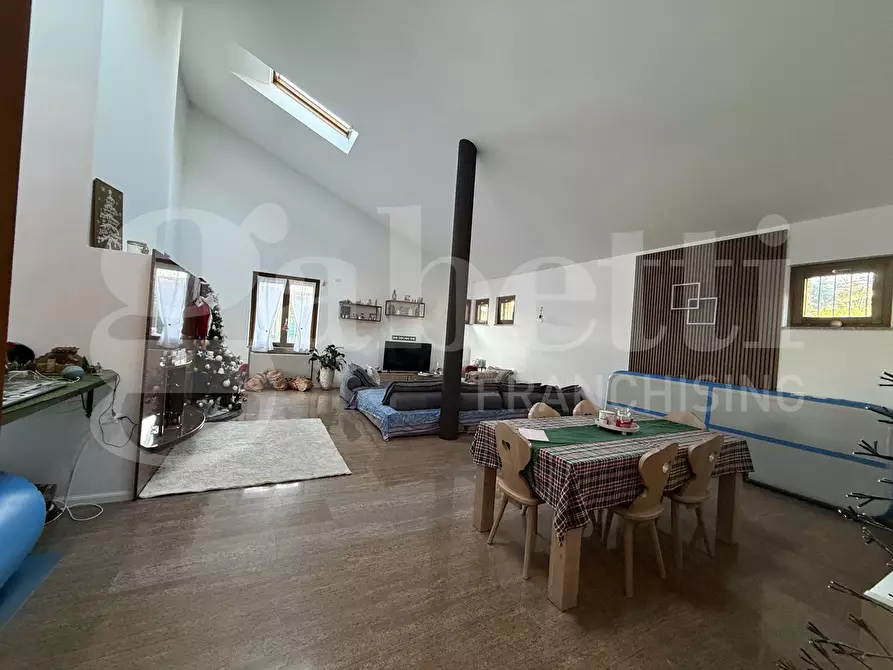 Immagine 3 di Villa in vendita  in Via NUOVA VALLASSINA, snc a Erba