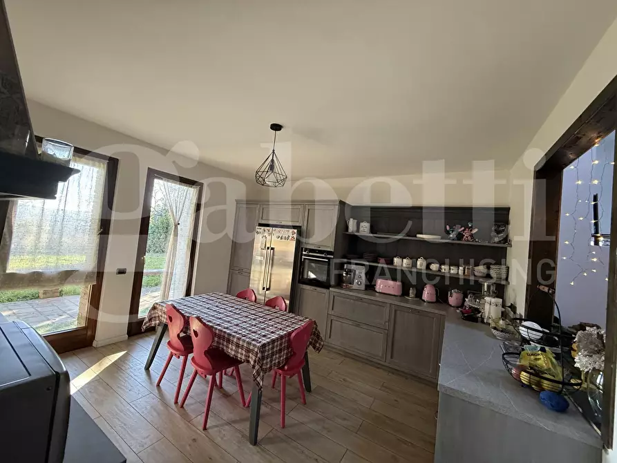 Immagine 5 di Villa in vendita  in Via NUOVA VALLASSINA, snc a Erba