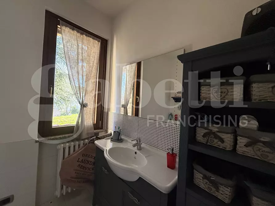 Immagine 15 di Villa in vendita  in Via NUOVA VALLASSINA, snc a Erba