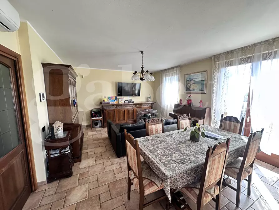 Immagine 7 di Villa in vendita  in Via Como, SNC a Erba