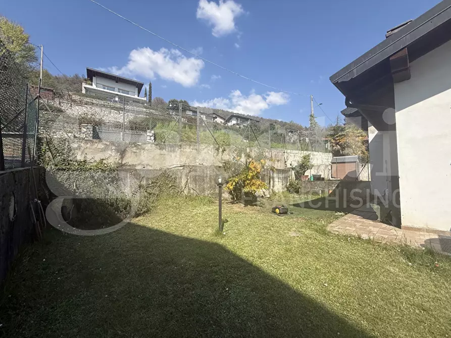 Immagine 27 di Villa in vendita  in Via Como, SNC a Erba