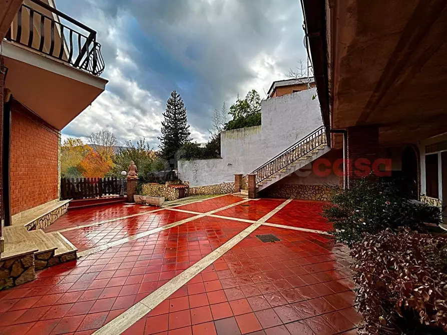 Immagine 9 di Palazzo in vendita  in Via del pecile, 10 a Tivoli