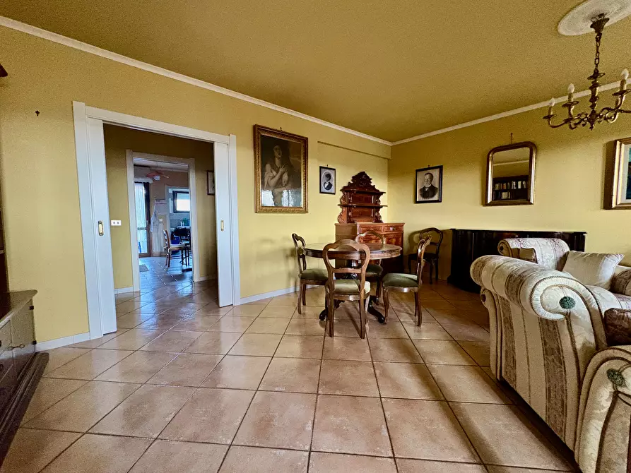 Immagine 6 di Appartamento in vendita  in Via Prunizzedda, 63 a Sassari