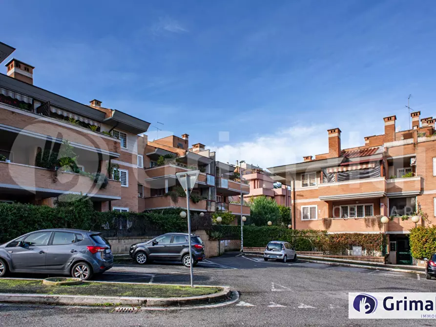 Immagine 6 di Appartamento in vendita  in Via Louis Daguerre a Roma
