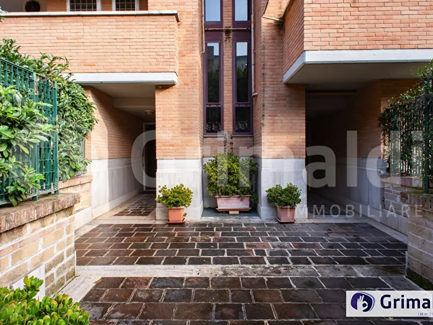 Immagine 33 di Appartamento in vendita  in Via Louis Daguerre a Roma