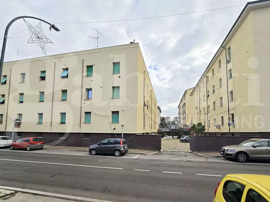 Immagine 3 di Box auto in vendita  in Corso Garibaldi, 89 a Colleferro