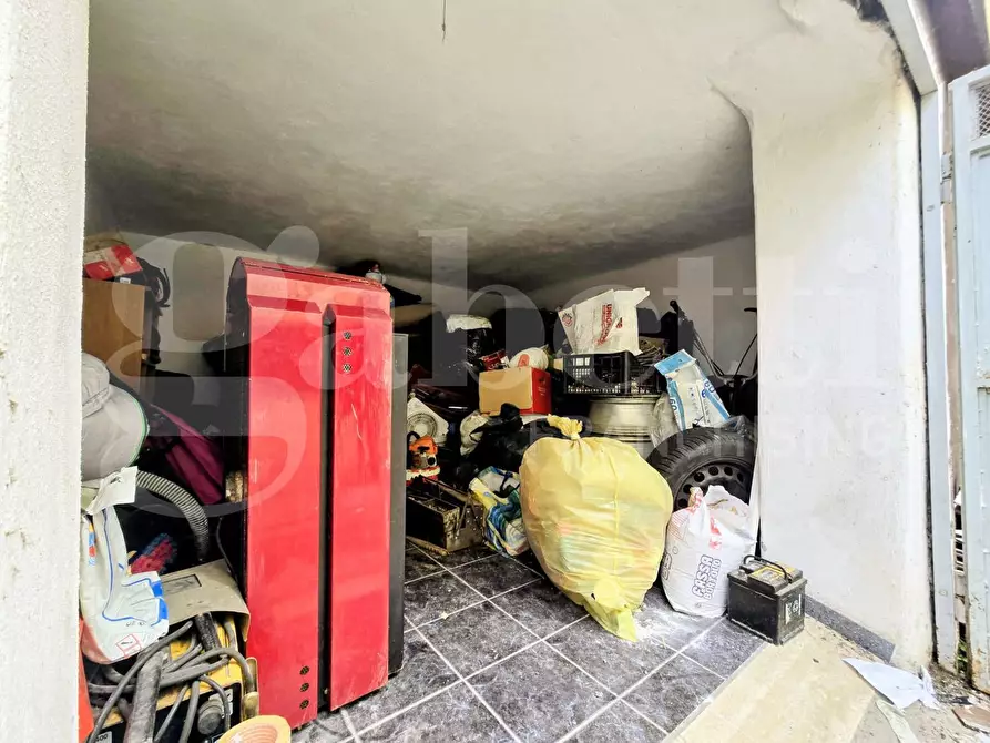 Immagine 5 di Box auto in vendita  in Corso Garibaldi, 89 a Colleferro