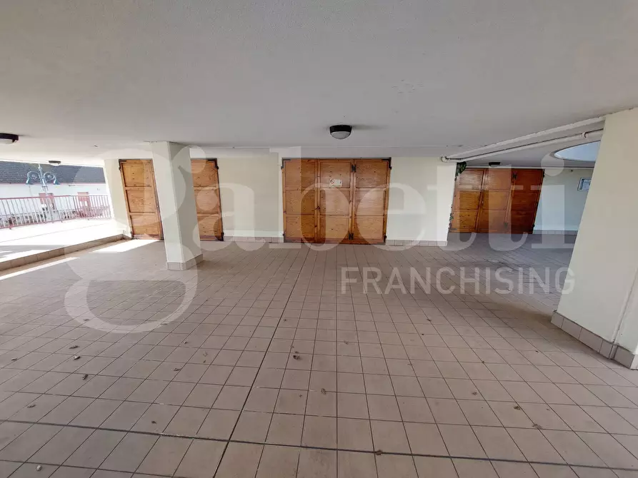 Immagine 28 di Appartamento in vendita  in Via Stradale della Madonna, 38 a Controguerra