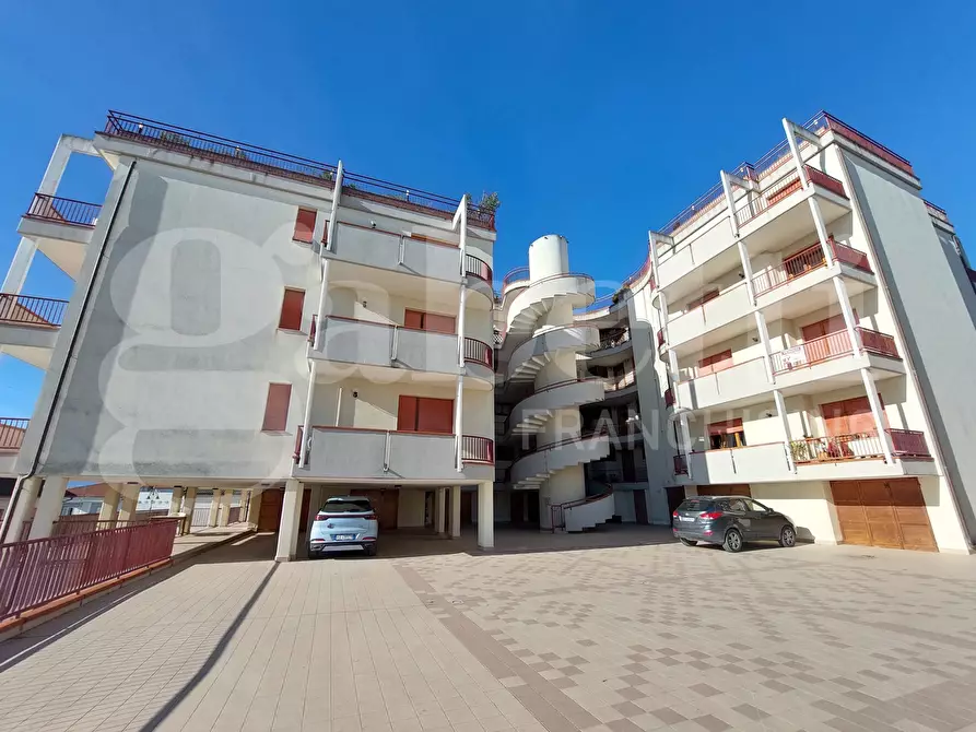 Immagine 22 di Appartamento in vendita  in Via Stradale della Madonna, 38 a Controguerra