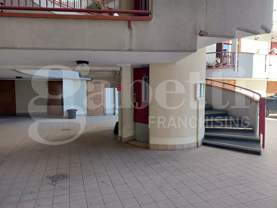 Immagine 24 di Appartamento in vendita  in Via Stradale della Madonna, 38 a Controguerra