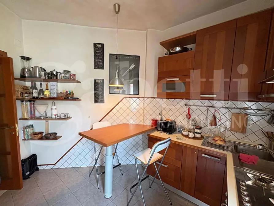 Immagine 12 di Appartamento in vendita  in Via della Pisana a Roma