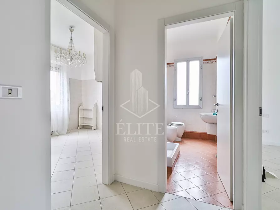 Immagine 26 di Appartamento in vendita  in Via DELLA VOLTA a Bologna